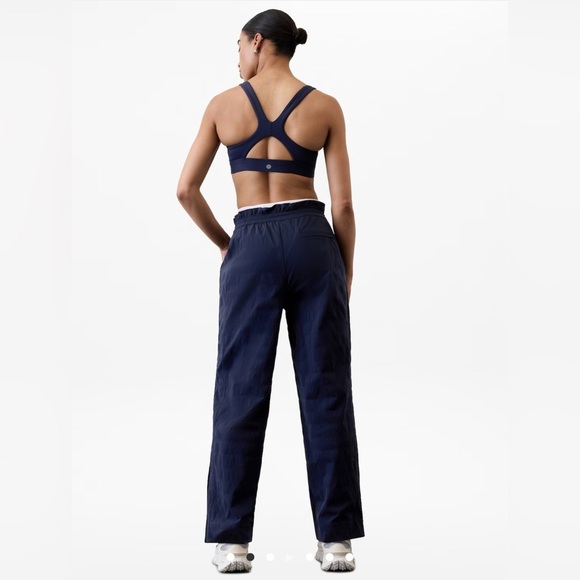 ATHLETA TREKKIE HIGH RISE PARACHUTE PANT Navy Blue Sz 4p - Picture 15 of 15